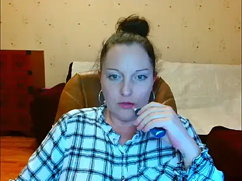 Snapshot of Alice3694 chatting on February 1, 2025, 3:28 pm Alice3694 online show from February 1, 2025, 3:28 pm