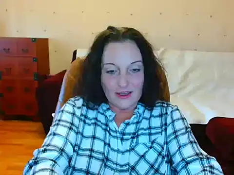 Snapshot of Alice3694 chatting on February 2, 2025, 9:29 am Alice3694 online show from February 2, 2025, 9:29 am