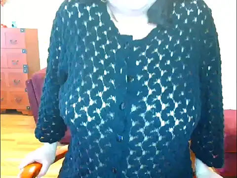 Snapshot of Alice3694 chatting on February 21, 2025, 9:24 am Alice3694 online show from February 21, 2025, 9:24 am