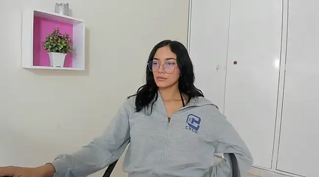 Snapshot of ASIAM_BRUNET chatting on March 1, 2025, 1:07 pm ASIAM BRUNET online show from March 1, 2025, 1:07 pm