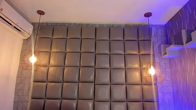 mile uribe online show from September 10, 2025, 4:33 am