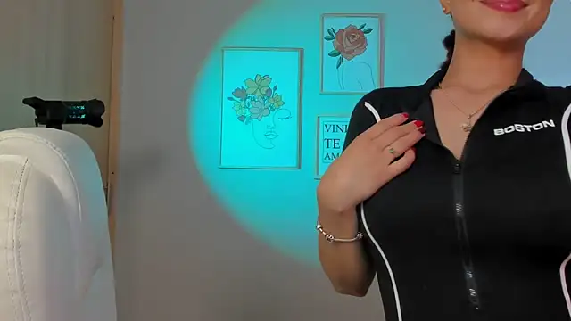 Elena Ruiz online show from January 10, 2025, 8:59 pm