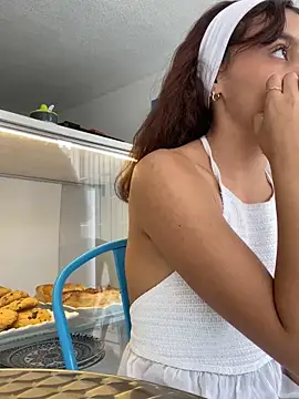 Katee Jones online show from March 17, 2025, 8:51 pm