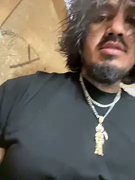 yomanfriend online show from September 20, 2025, 7:19 pm