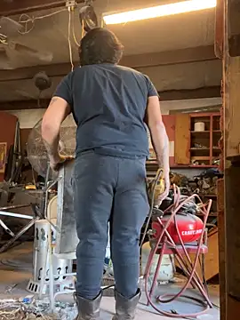 yomanfriend online show from December 20, 2024, 5:29 pm