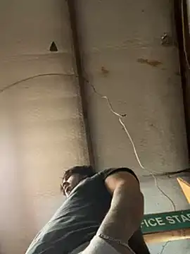 yomanfriend online show from December 21, 2024, 1:42 pm