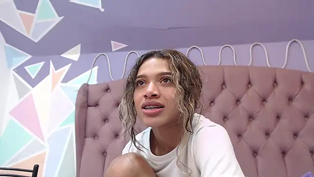 BritneyCollins online show from March 12, 2025, 8:52 pm