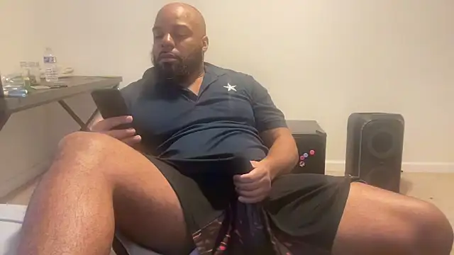 Snapshot of Bbcfun44 chatting on February 8, 2026, 1:20 pm Bbcfun44 online show from February 8, 2026, 1:20 pm