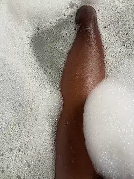 Banzzz2 online show from November 16, 2025, 1:27 pm