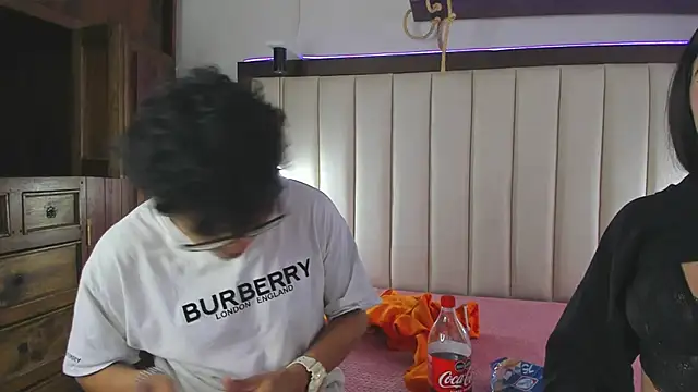 Snapshot of Bonny_Bonss chatting on October 24, 2025, 7:35 pm Bonny Bonss online show from October 24, 2025, 7:35 pm