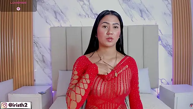 Snapshot of Iris_Thompson_ chatting on February 22, 2026, 10:44 pm Iris Thompson online show from February 22, 2026, 10:44 pm