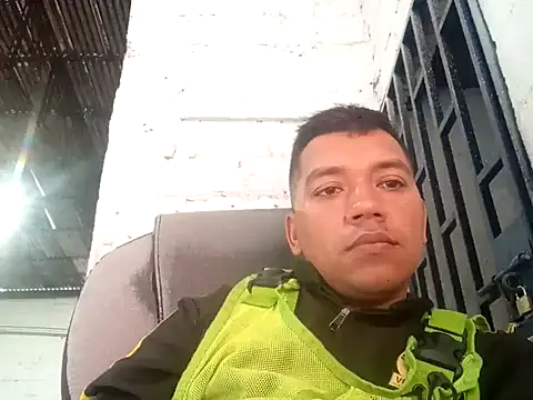 Snapshot of angelito0219 chatting on December 15, 2024, 5:31 pm angelito0219 online show from December 15, 2024, 5:31 pm