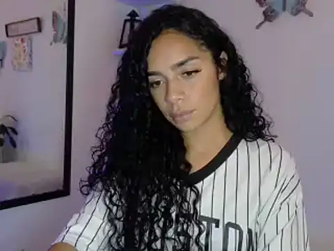 Snapshot of lali2gab chatting on July 18, 2026, 10:51 pm lali2gab online show from July 18, 2026, 10:51 pm