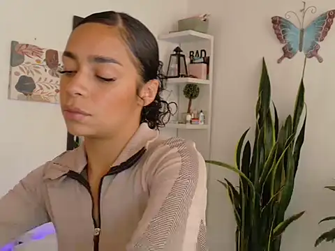 lali2gab online show from April 5, 2026, 8:48 pm