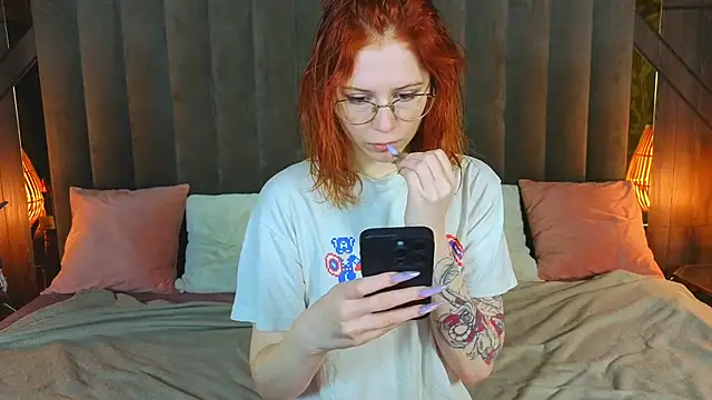 Sasha Exclusive online show from December 15, 2025, 8:25 pm