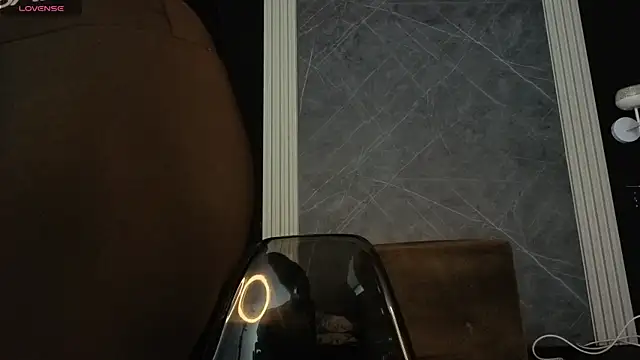 YummyDuooo online show from November 24, 2025, 11:54 am