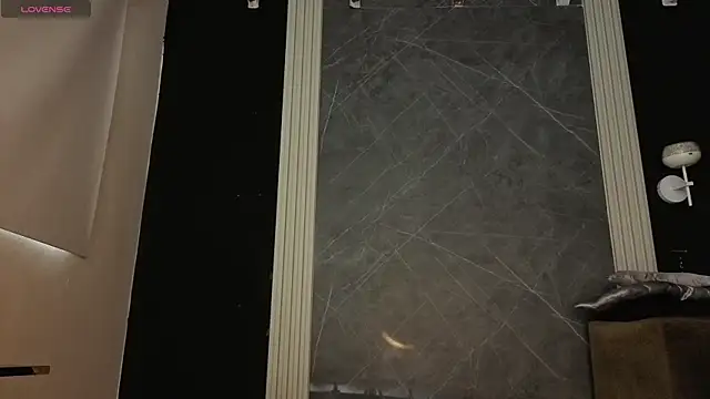 YummyDuooo online show from October 15, 2025, 12:13 pm