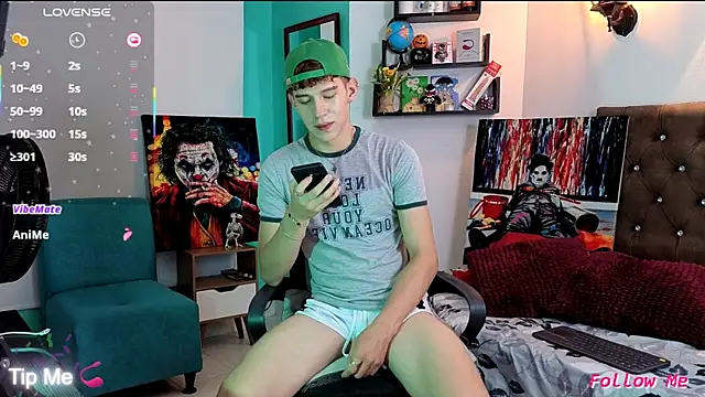 flowers18 online show from November 26, 2025, 11:05 pm