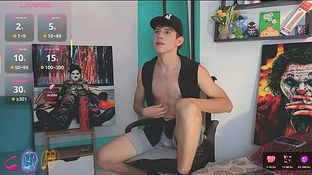 Snapshot of flowers18 chatting on April 15, 2026, 10:54 pm flowers18 online show from April 15, 2026, 10:54 pm