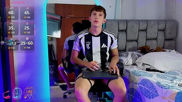flowers18 online show from May 27, 2026, 11:23 pm