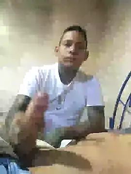 Snapshot of geroAguilar chatting on February 5, 2025, 2:48 pm geroAguilar online show from February 5, 2025, 2:48 pm