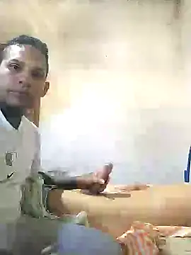Snapshot of geroAguilar chatting on February 7, 2025, 5:07 pm geroAguilar online show from February 7, 2025, 5:07 pm