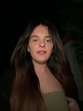 Snapshot of RaonXO chatting on November 13, 2025, 10:35 pm RaonXO online show from November 13, 2025, 10:35 pm