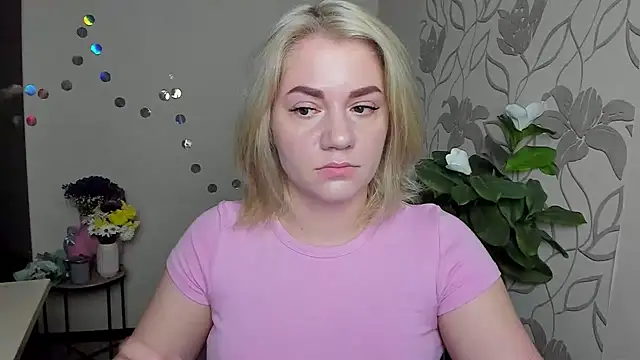 Snapshot of MariaSttone chatting on November 23, 2025, 4:39 pm MariaSttone online show from November 23, 2025, 4:39 pm