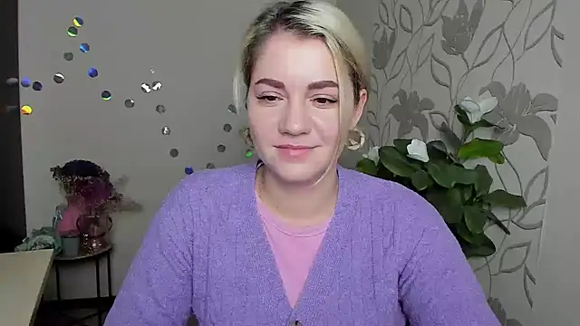 MariaSttone online show from February 4, 2026, 12:33 pm