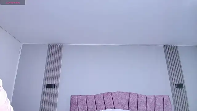 Snapshot of AntonellaRosee_ chatting on September 21, 2025, 11:59 am AntonellaRosee online show from September 21, 2025, 11:59 am