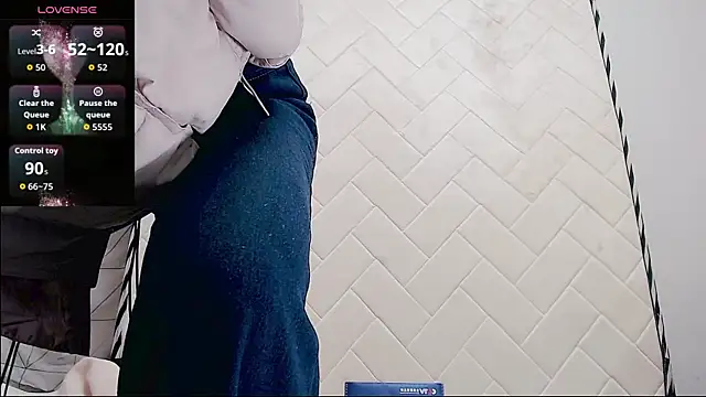 baoer-558 online show from December 5, 2025, 3:38 am