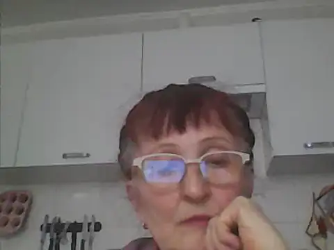 Snapshot of TanyaSweet634 chatting on March 3, 2025, 2:06 pm TanyaSweet634 online show from March 3, 2025, 2:06 pm