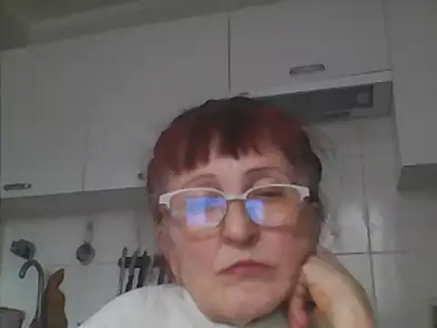 Snapshot of TanyaSweet634 chatting on March 4, 2025, 12:33 pm TanyaSweet634 online show from March 4, 2025, 12:33 pm