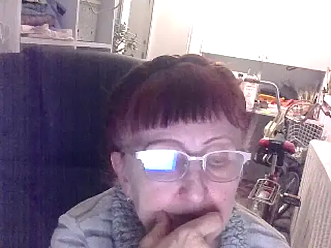 Snapshot of TanyaSweet634 chatting on February 5, 2025, 2:59 pm TanyaSweet634 online show from February 5, 2025, 2:59 pm