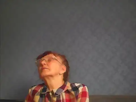 Snapshot of TanyaSweet634 chatting on March 2, 2025, 10:47 am TanyaSweet634 online show from March 2, 2025, 10:47 am