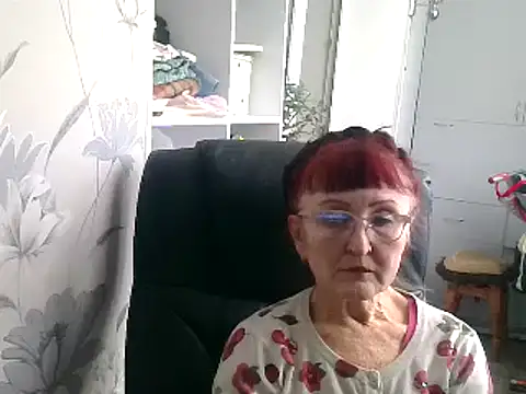 Snapshot of TanyaSweet634 chatting on February 9, 2025, 8:21 am TanyaSweet634 online show from February 9, 2025, 8:21 am