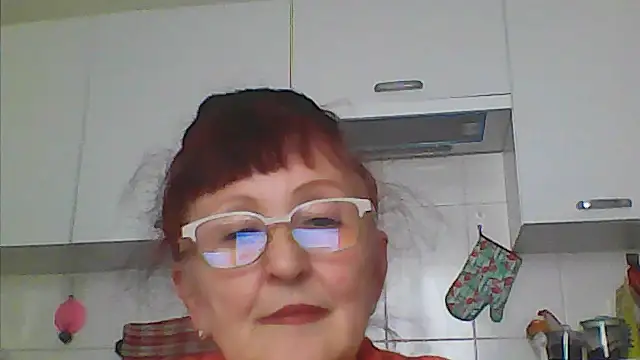 TanyaSweet634 online show from June 18, 2026, 6:45 am