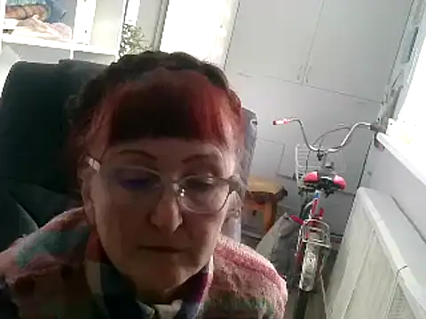 Snapshot of TanyaSweet634 chatting on February 16, 2025, 7:04 am TanyaSweet634 online show from February 16, 2025, 7:04 am