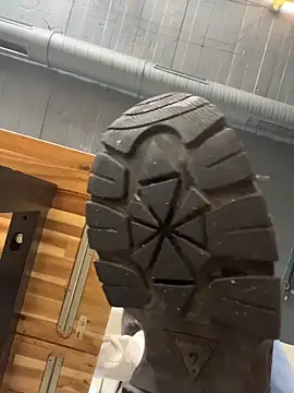 Snapshot of FeetVibe chatting on November 10, 2025, 8:08 am FeetVibe online show from November 10, 2025, 8:08 am