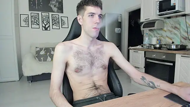 Snapshot of White_Dylan chatting on April 26, 2026, 8:39 pm White Dylan online show from April 26, 2026, 8:39 pm