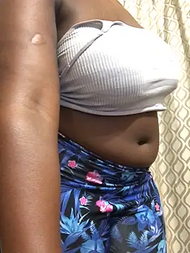 Snapshot of AceQween22 chatting on January 25, 2025, 5:40 pm AceQween22 online show from January 25, 2025, 5:40 pm