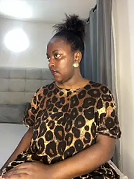 prettiepearl online show from June 28, 2026, 5:36 am