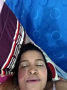 Snapshot of _violetta_- chatting on February 6, 2026, 11:28 am violetta - online show from February 6, 2026, 11:28 am