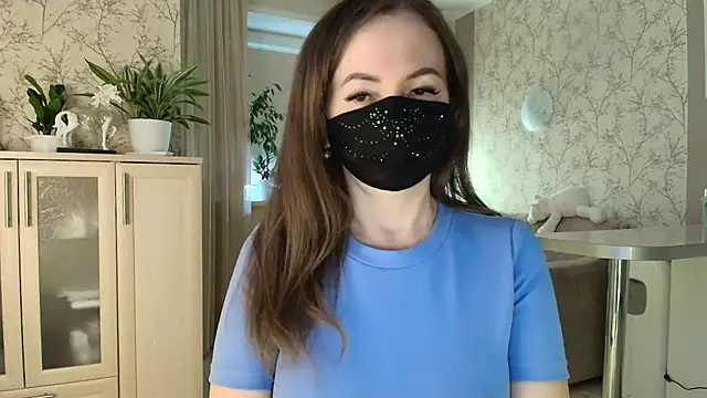 MilfeaN online show from May 22, 2026, 2:48 pm