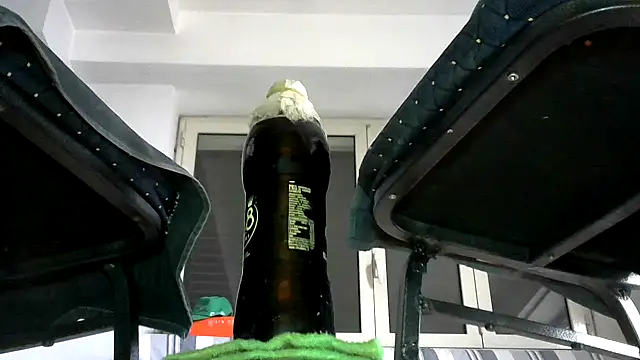 Snapshot of alkro63 chatting on February 17, 2025, 3:33 pm alkro63 online show from February 17, 2025, 3:33 pm