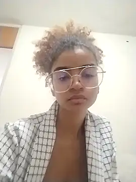 Snapshot of Emanuelle_manu chatting on September 28, 2025, 11:50 am Emanuelle manu online show from September 28, 2025, 11:50 am