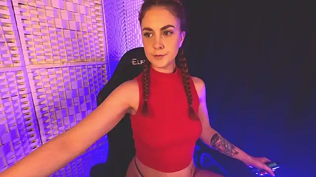 Snapshot of KayleyxEmily chatting on March 2, 2025, 3:08 pm KayleyxEmily online show from March 2, 2025, 3:08 pm