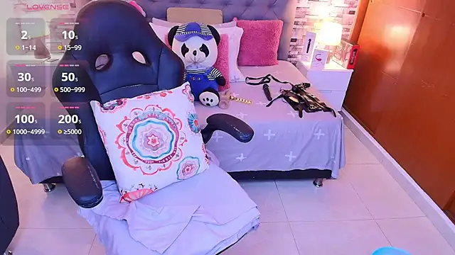 Snapshot of italy___boobs chatting on November 21, 2025, 12:37 pm italy boobs online show from November 21, 2025, 12:37 pm