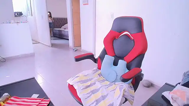 Snapshot of italy___boobs chatting on September 17, 2025, 1:35 pm italy boobs online show from September 17, 2025, 1:35 pm