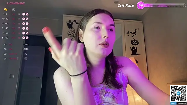 Maria Bowie online show from November 6, 2025, 7:12 am